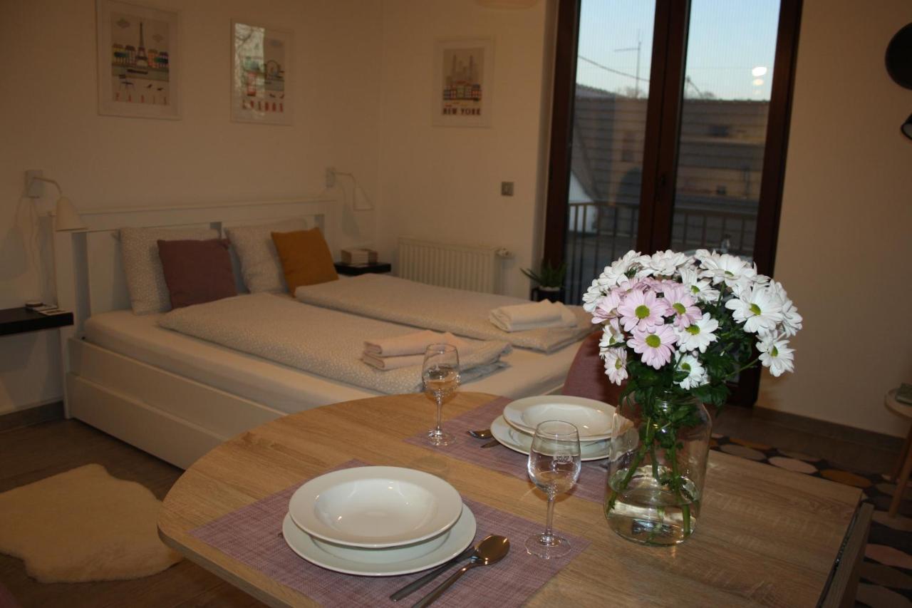 Studio Apartman Centar Ðakovo Exterior foto