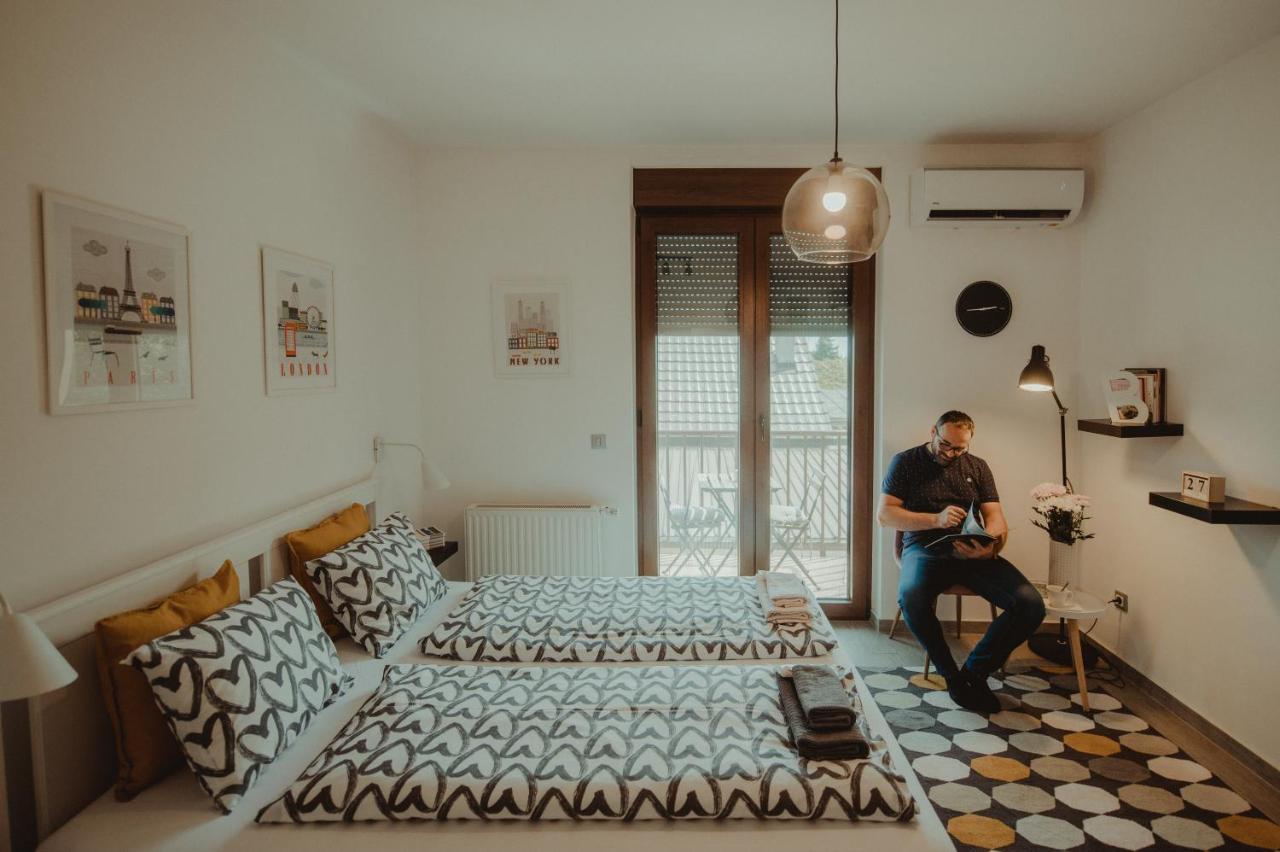Studio Apartman Centar Ðakovo Exterior foto